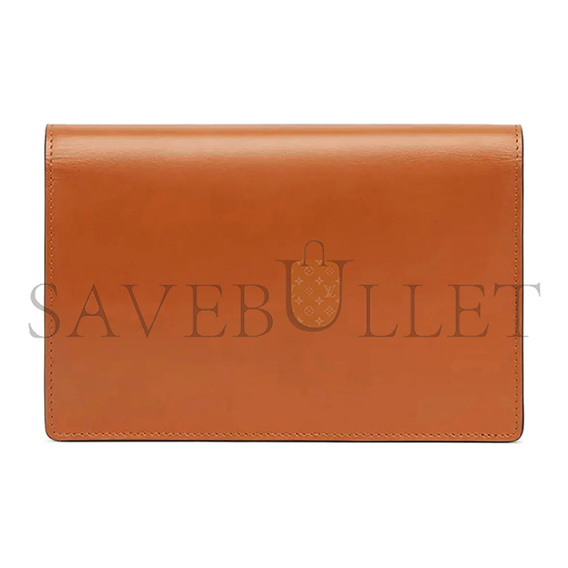 FENDI VITELLO KING TAMPONATO LOGO EMBOSSED MEDIUM WALLET ON CHAIN CUOIO 8BS006AAYZF0QVK (20*13*6cm)